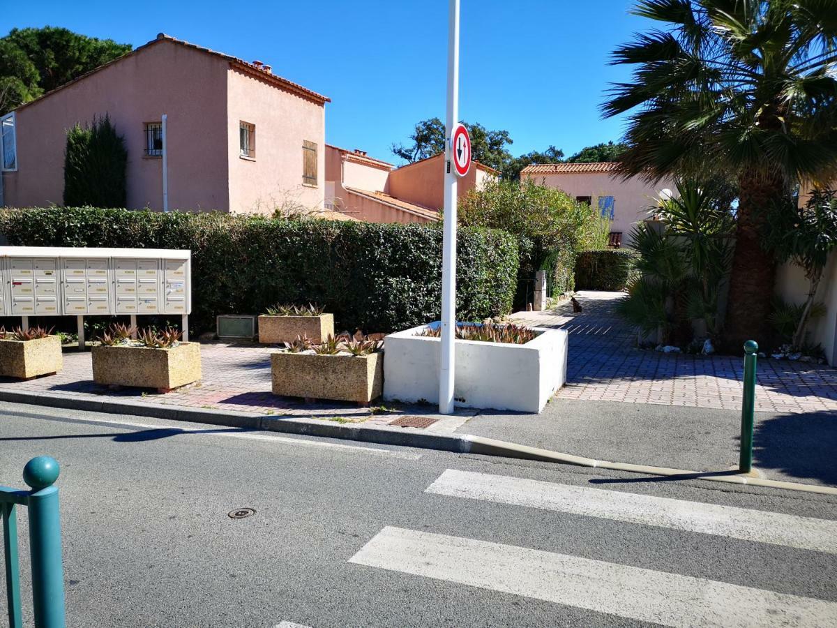 Appartement Sainte-Maxime, Plage De La Nartelle Esterno foto